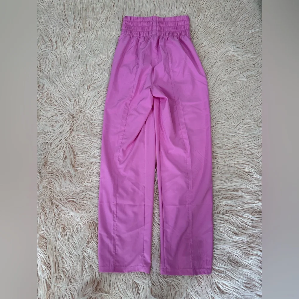 Nike women's mid-rise wide-leg track pants